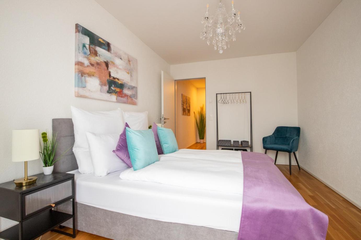 Apartamento Special Einstein I Basel, Messe Kleinbasel 10-star *